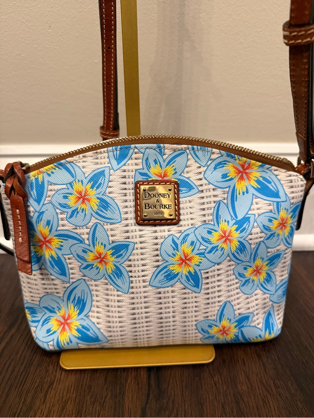 Dooney & Bourke Plumeria Suki Crossbody - Picture 10 of 11